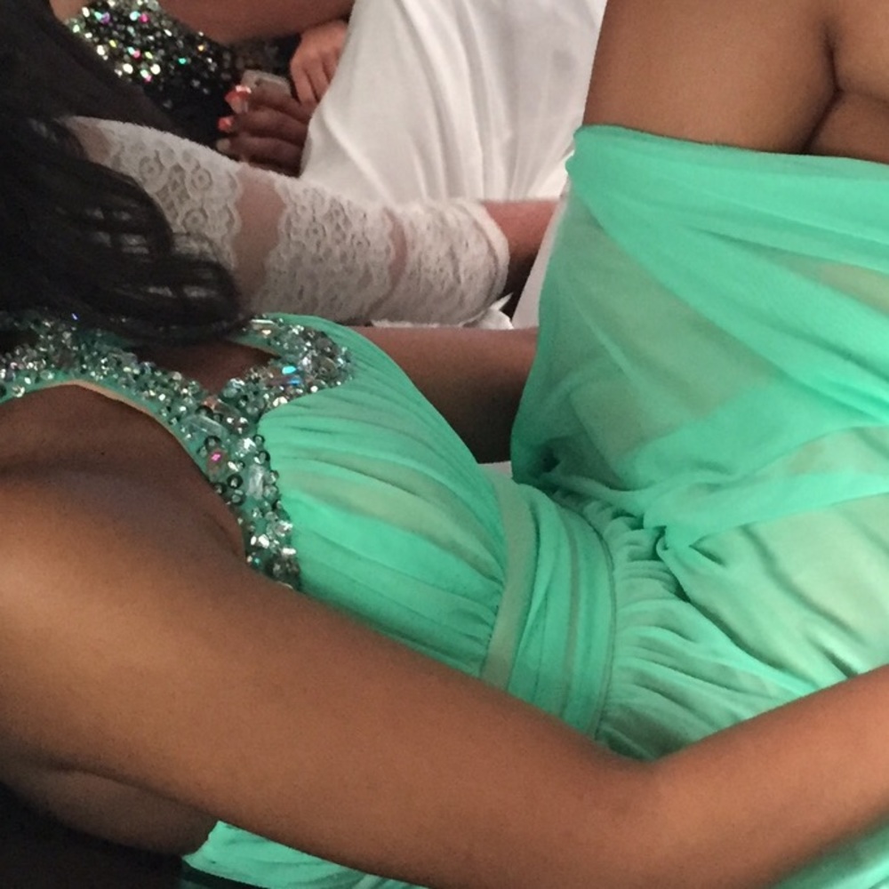 prom dress - Picture 2 of 4